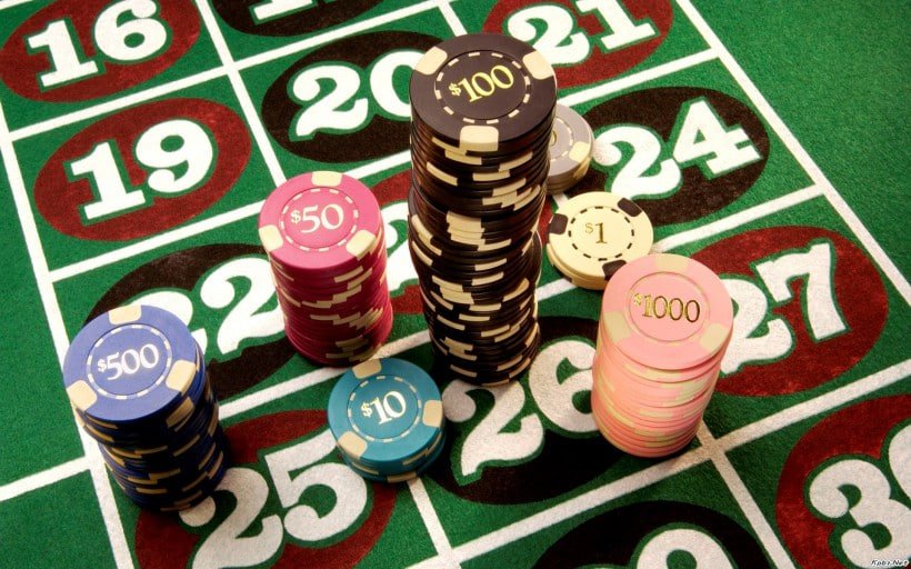 Tampilan permainan slot online dengan tema menarik dan tampilan modern di ratuular77